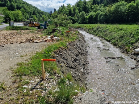 Sanacijska obnova vodotokov in hudournikov po poplavah (1)